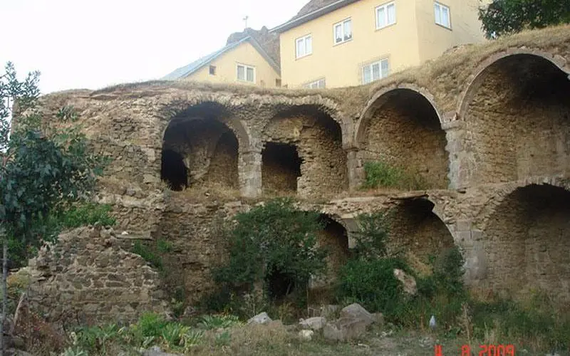 Taşhanlar